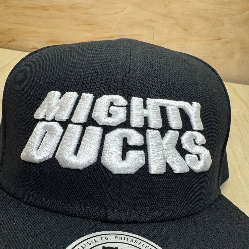 NEW Anaheim Ducks Mitchell & Ness Liberty Fitted Cap Hat Black White Sz 7 5/8